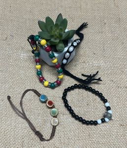 Unused 4 Bracelets With Freebie