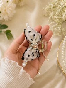 Chic Polka claw (free delivery+ gift )