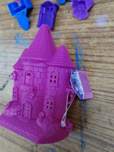 Tiny Doll house Castle &amp; Furniture Playset 🏰