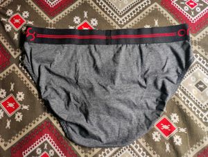 (Pack of 2 Unused)One8 Briefs
