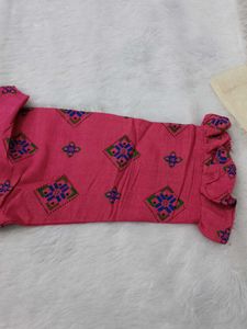 Set of 2 stylish kurtas