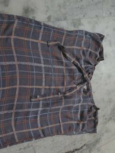 Chic Plaid Tunic Top