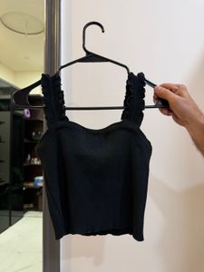 Chic Black Ribbed Crop Top