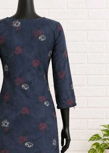 Elegant Floral Print Kurta
