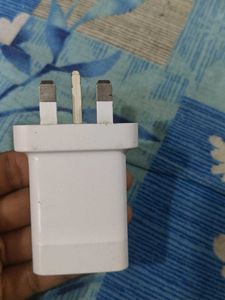Honor Switching Power Adapter