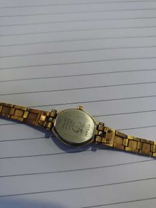 Elegant Gold Tone Women's Watch
