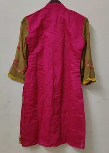 Embroidered Pink Kurta