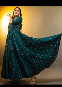 Elegant Teal Polka Dot Maxi Dress