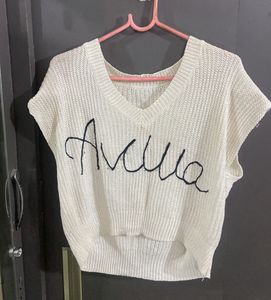 Cream Knit Cropped Top
