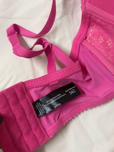 Pink Lace push-up Bra