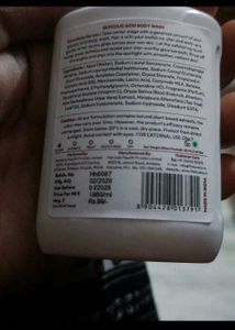 The Love Co. Glycolic Acid Body Wash