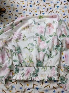 Outryt Floral Print Wrap Top