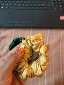 Set of 2 Satin Scrunchies