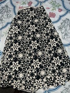 Stylish Black &amp; White Floral Dress