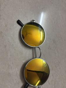 Ray-Ban Round Sunglasses