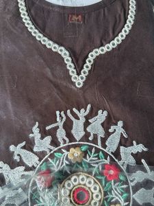 Embroidered Kurta with Mirror short Work