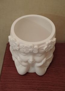 Little Girl  – Floral Planter Sculptur