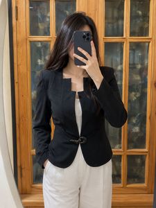 Chic Black Blazer with Unique Clasp