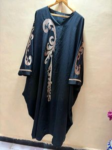 Elegant Black Abaya with Gold Embellishments
