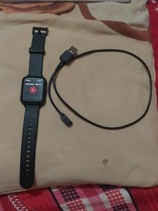 Boat Smartwatch Plus Fitness Gadget