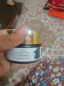2 Face Masks - Good Vibes &amp; Innisfree
