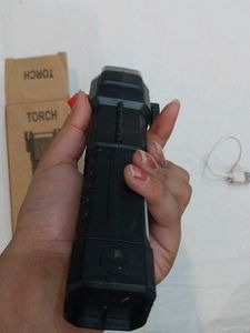 Rechargeable LED Flashlight