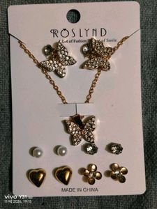 Delicate, dreamy, and made to sparkle butterfly se