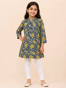 Girls Blue Floral Kurti with Leggings