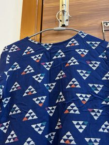 Avaasa Blue Printed Kurta