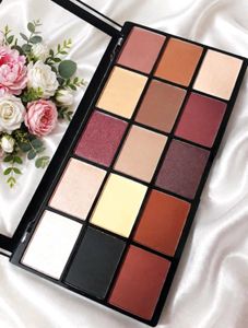 Makeup Revolution Reloaded Golden Sugar Eye &amp; Face