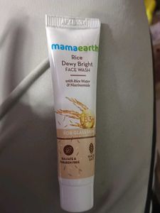 mamaearth rice dewy bright face wash