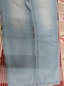 Light Wash Stretch Jeans