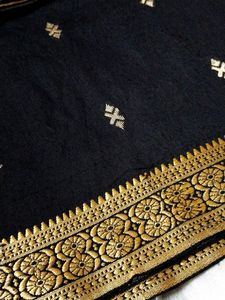 Black 🖤 sarees