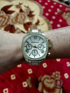 Mk stylish lady  With premium quality