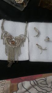 nacklace with earrings and ring