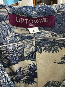 Blue &amp; White Scenic Print Twist Front Top