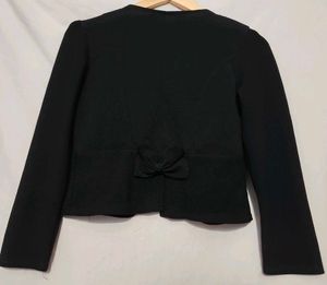 Chic Black Cropped Jacket