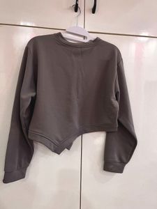 MIT Crop Sweatshirt