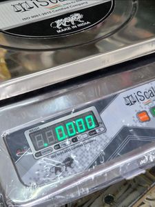 iScale 30kg Digital Weighing Scale - Stainless