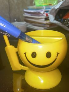 Cute Pen/pencil Stand New
