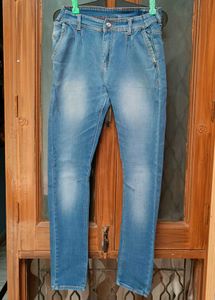 🇳🇿💫♥️Light Wash Slim Fit Jeans