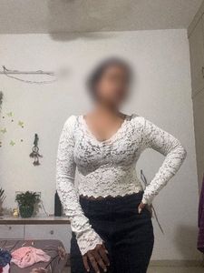 Chic White Lace Long Sleeve Top