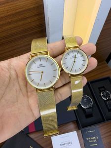 Daniel Wellington Black Mesh Watch Set