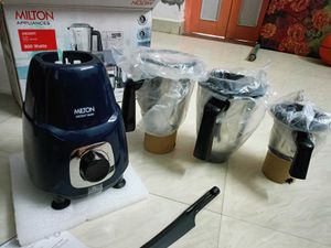 Milton Ascent 800 Watts Mixer Grinder
