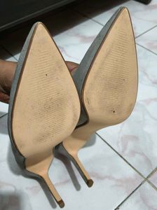 Grey Suede Stilleto Pumps