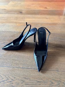 Chic Black Patent Slingback Heels
