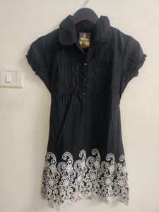 Black dress With Embroidery