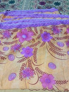 New crepe Floral Print Saree