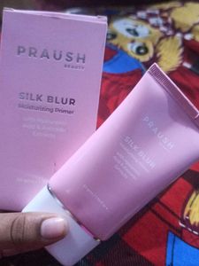 PRAUSH BEAUTY Silk Blur Primer