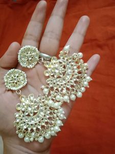 Elegant Pearl &amp; Kundan Earrings